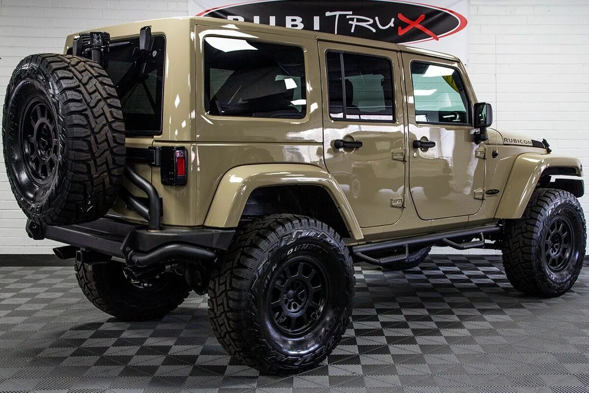 Jeep wrangler 1 6 scale. Jeep wrangler rubicon 2017. jeep rubicon 2010 форма топливного бака. wrangler jeep gladiator крышка багажника. прпнк-80 «рубикон».