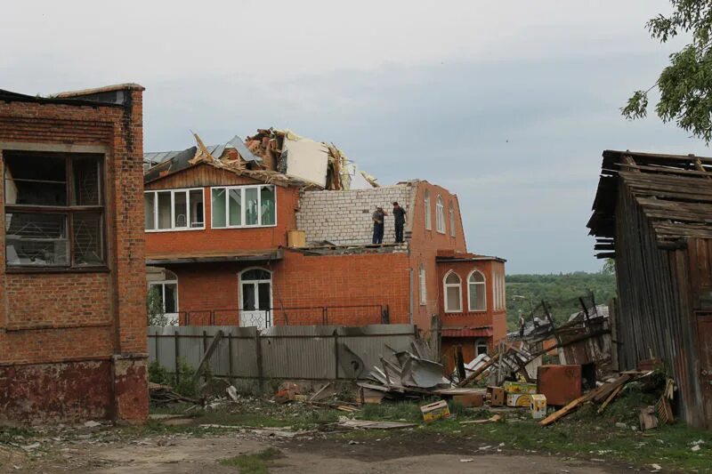 Погода ефремове на 14 дней тульской области. Смерч в Ефремове Тульской области. Смерч в Ефремове Тульской области 2013. Торнадо в Ефремове. Смерч в Ефремове 2013.