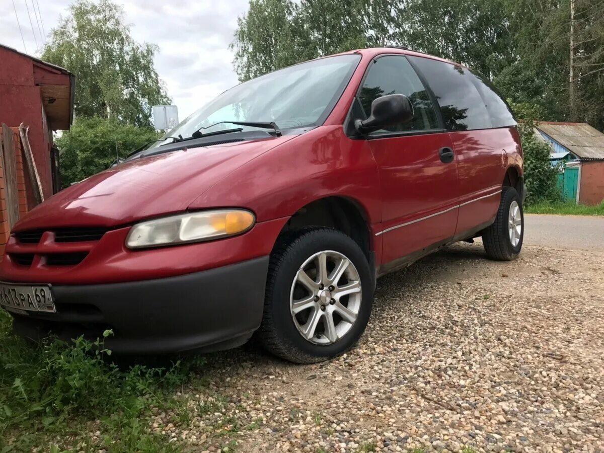 Додж Караван 1997. Dodge Caravan 1997. Додж Караван 1997 двухцветный. Реставрация Додж Караван 1997.