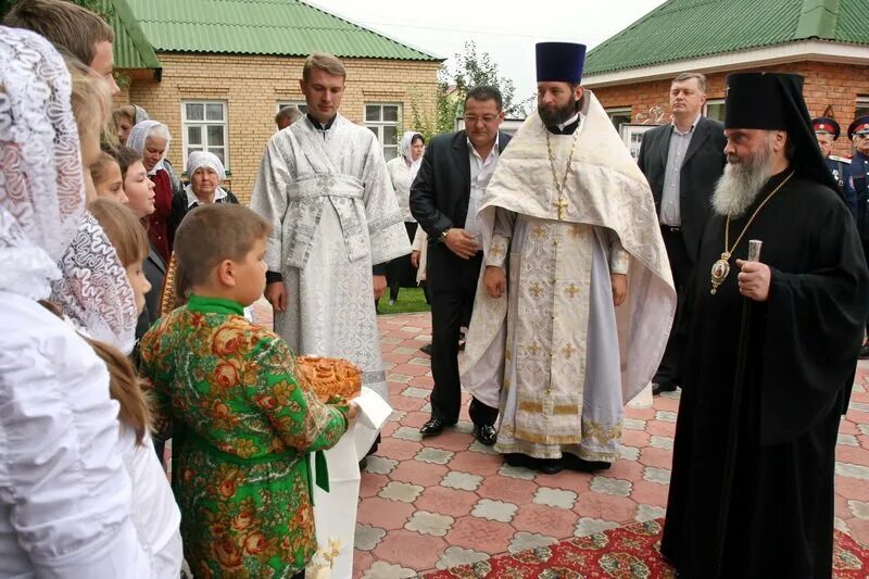 Екатерининский храм Рахманово. Село Рахманово Павлово-Посадский район. Павловский Посад село Рахманово. Рахманово (Павлово-Посадский городской округ). Автобус 56 рахманово павловский