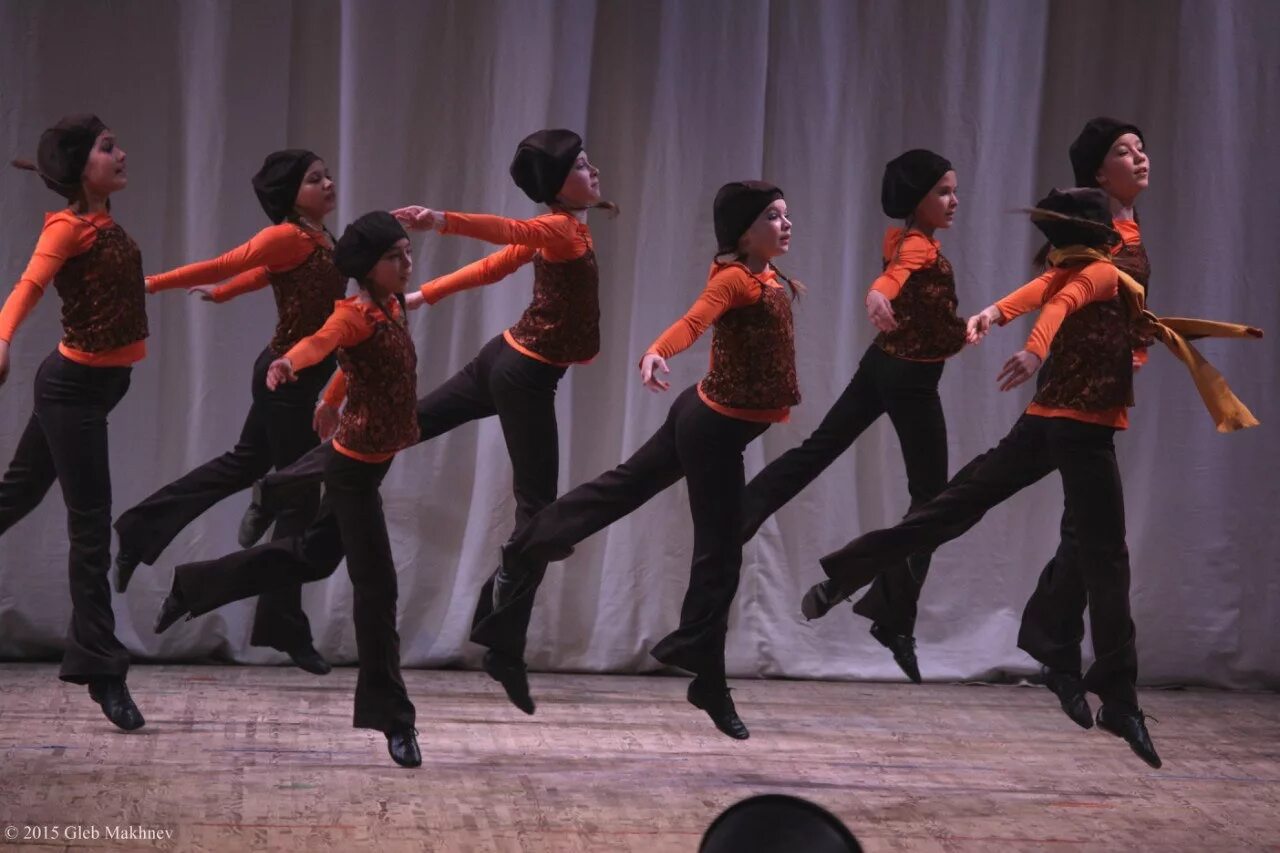 Апельсин танцы. Апельсин танцы. Театр танца апельсин 2009. Апельсин танцы. Танец в екатеринбурге.