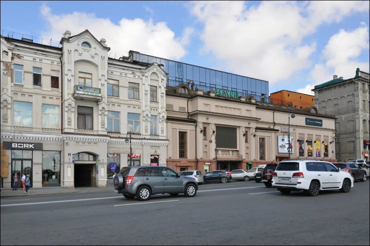 Кинотеатр уссури владивосток сегодня. Уссури владивосток. уссури, владивосток, светланская улица. кино уссури владивосток. уссури кинотеатр здание владивосток.