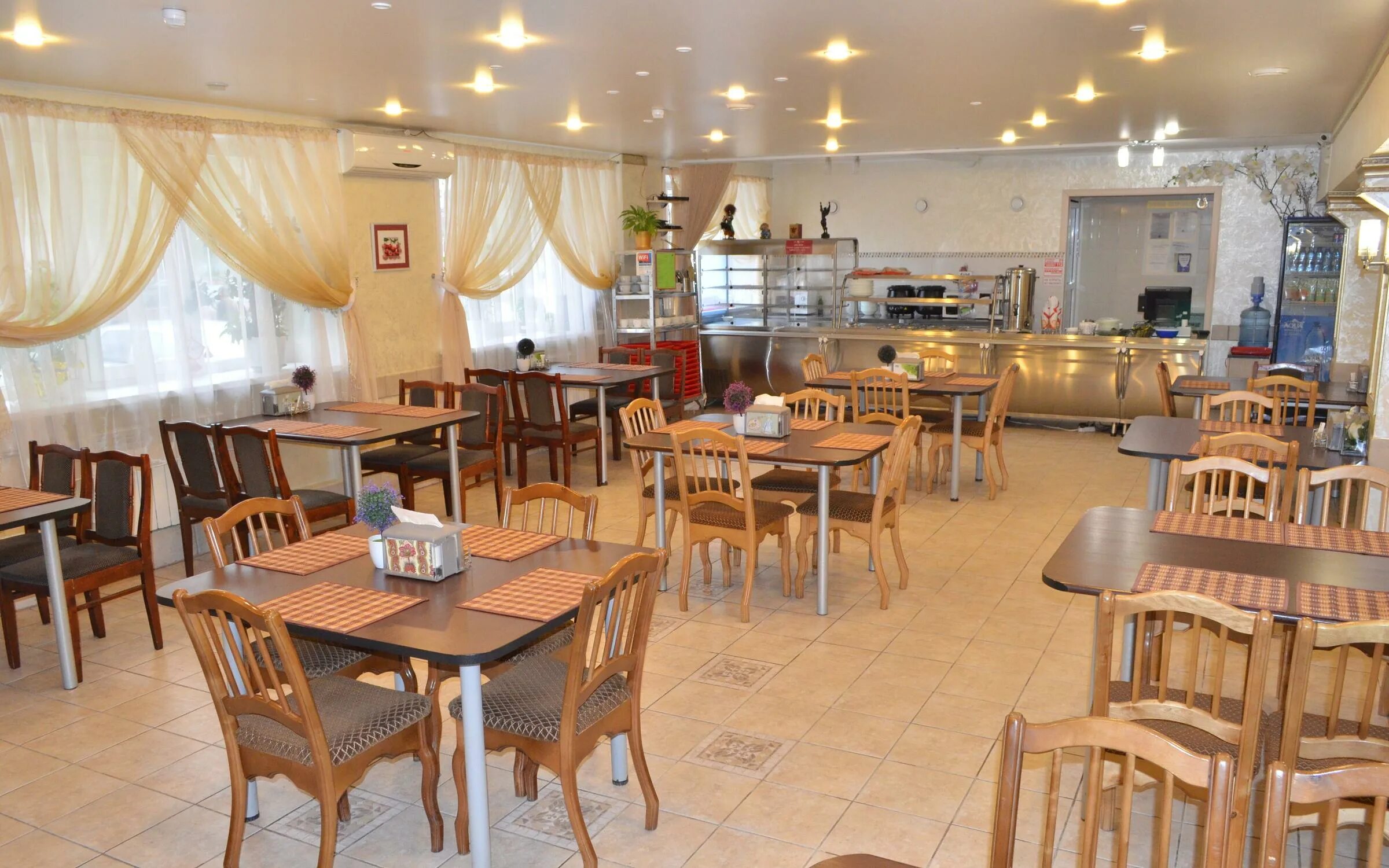 Permanently closed: Nashe, cafe, Samara Region, Tolyatti, Komsomolskoye Highway,