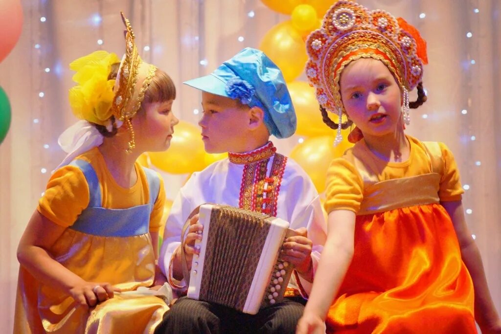 Ливенские гармошки коллектив. Детский танец гармонистов. Гармошка в народном танце. Детский танец гармонистов. Детский танец гармонистов.