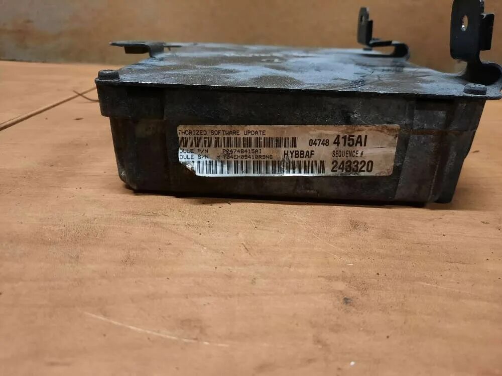 Блок управления двигателем додж неон 2. Блок управления додж калибр. Додж интрепид 2. Эбу блок управления двигателем dodge durango. Додж караван управление двс.