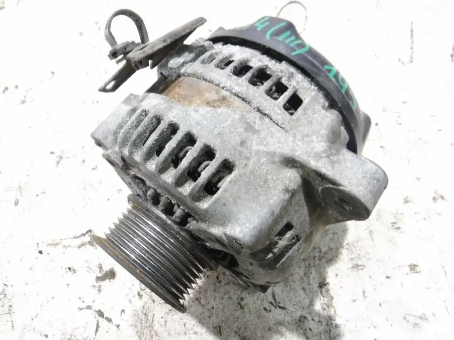 Регулятор напряжения генератора рав4 3 поколения. St2706028330. Генератор rav 4 2007. Новый генератор тойота рав4. Генератор rav 4 2008.