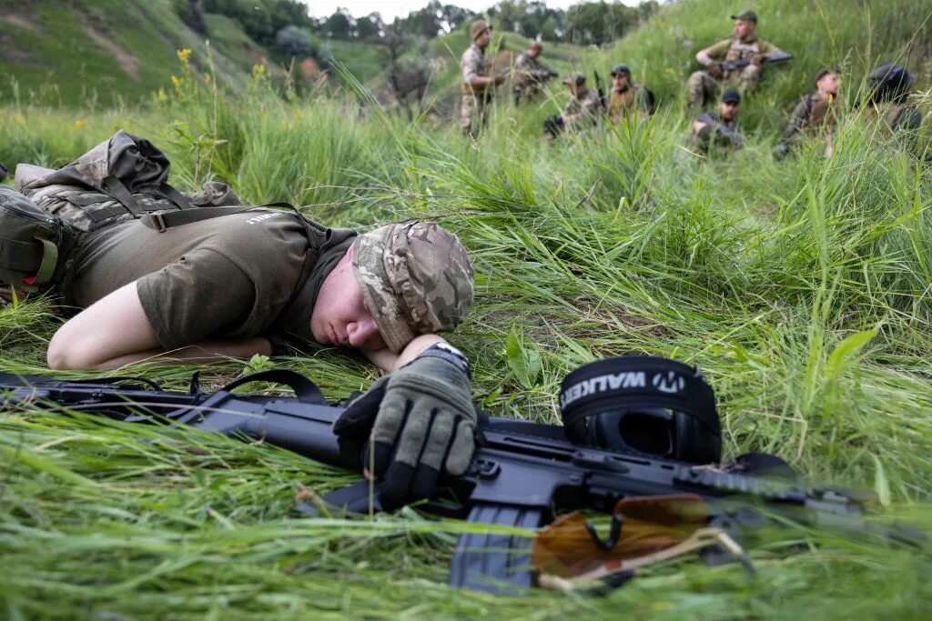 Солдаты армии Украины. Россия потратила на войну с украиной