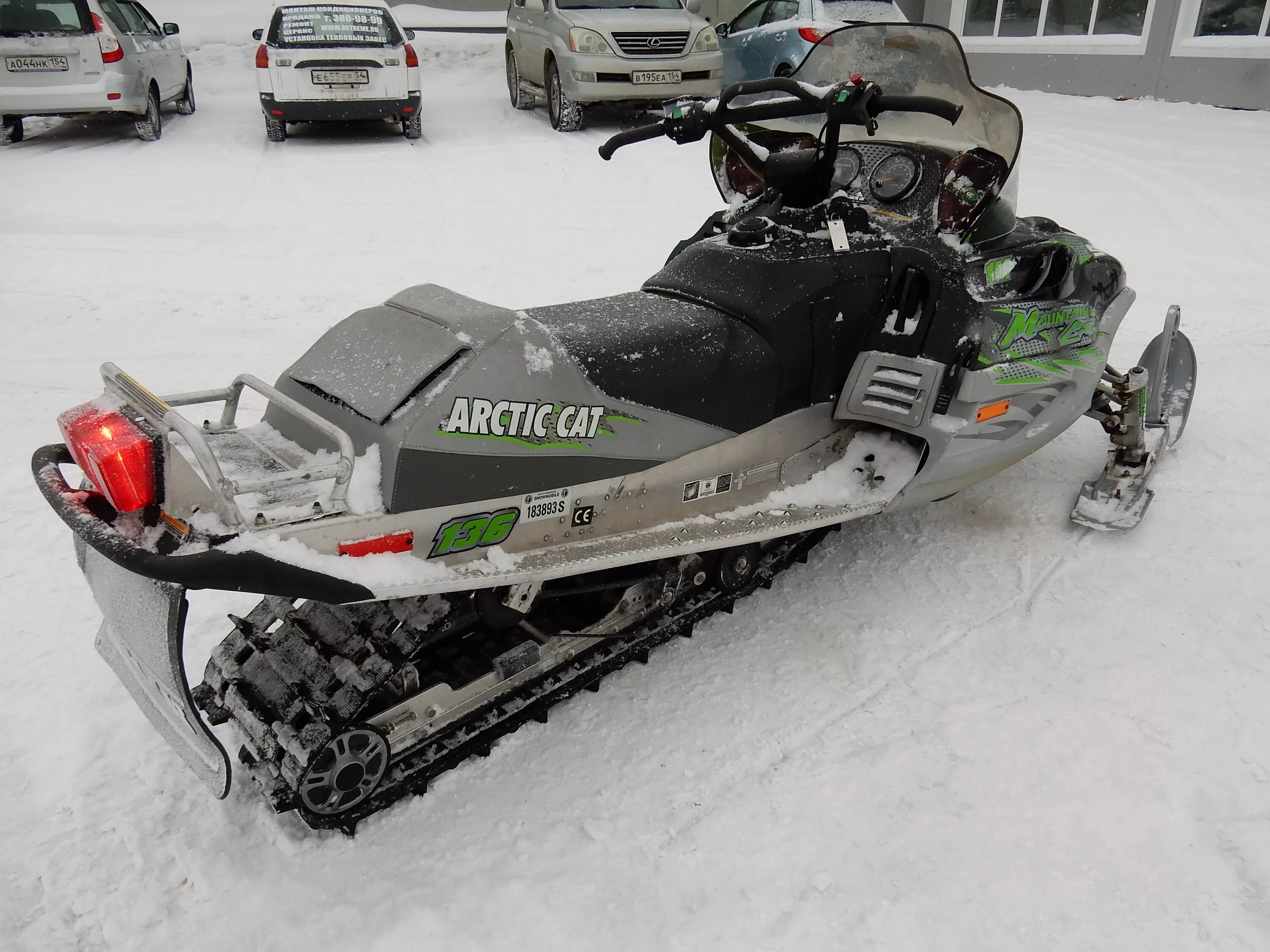 Снегоход cat купить. Arctic Cat 570 lt. Arctic Cat 570 2007 лс?. Арктик Кэт 570. Арктик Кэт снегоход 2025.