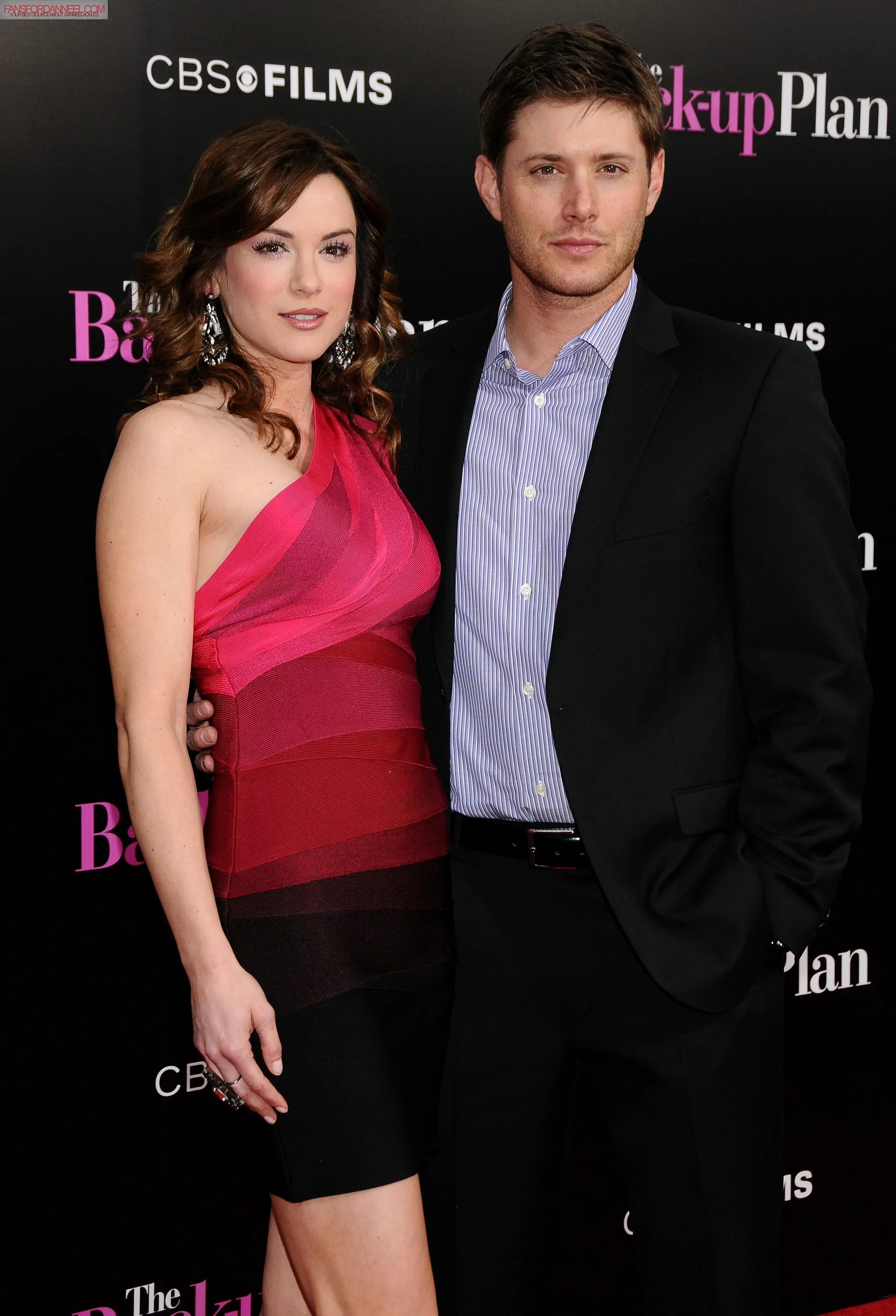 Дэннил эклс. Даниэль эклз. Danneel harris. Дэниел эклз. Дэннил эклс.