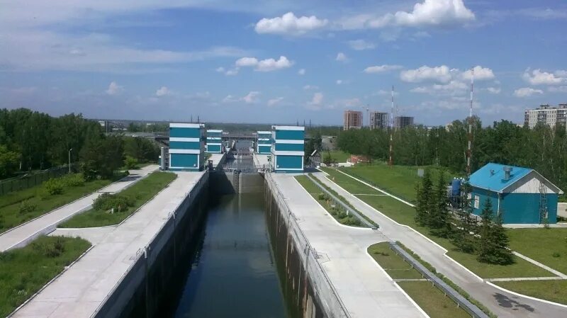 Новосибирск советский район микрорайон шлюз. Микрорайон шлюз Новосибирск. Судоходный шлюз Новосибирской ГЭС. Шлюз Академгородок. Новосибирск Советский шлюз.