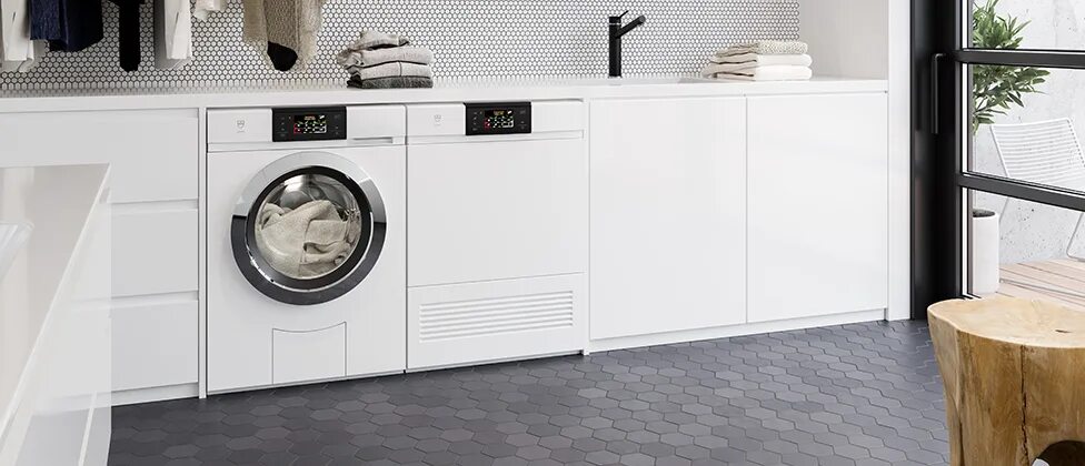 V-zug adorawash v4000. Сушильная машина zug. V zug сушильная машина. Сушильная машина zug. Сушильная машина v-zug adoradry v2000.