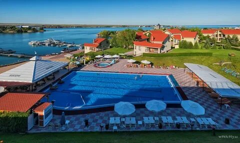 Marina club