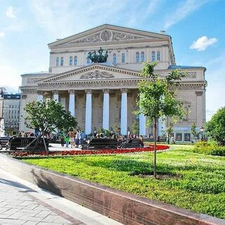 Театры летом в москве