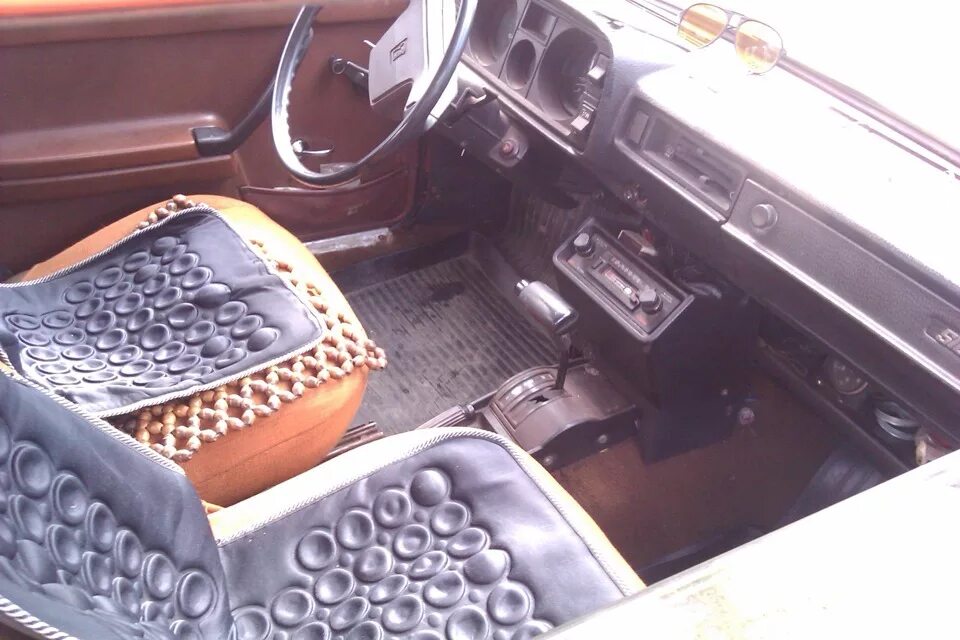 Ваз 2105 акпп. Ваз 2107 2012 салон. Ваз 2105 акпп. Ваз 2107 салон оригинал. Ваз 2109 на автомате.