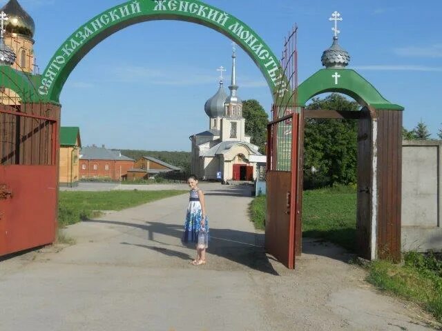 Колюпаново свято казанский. Колюпаново Свято-Казанский женский монастырь. Колюпаново Тульская область. Источник Ефросиньи в Колюпаново. Колюпаново Калужская область монастырь.