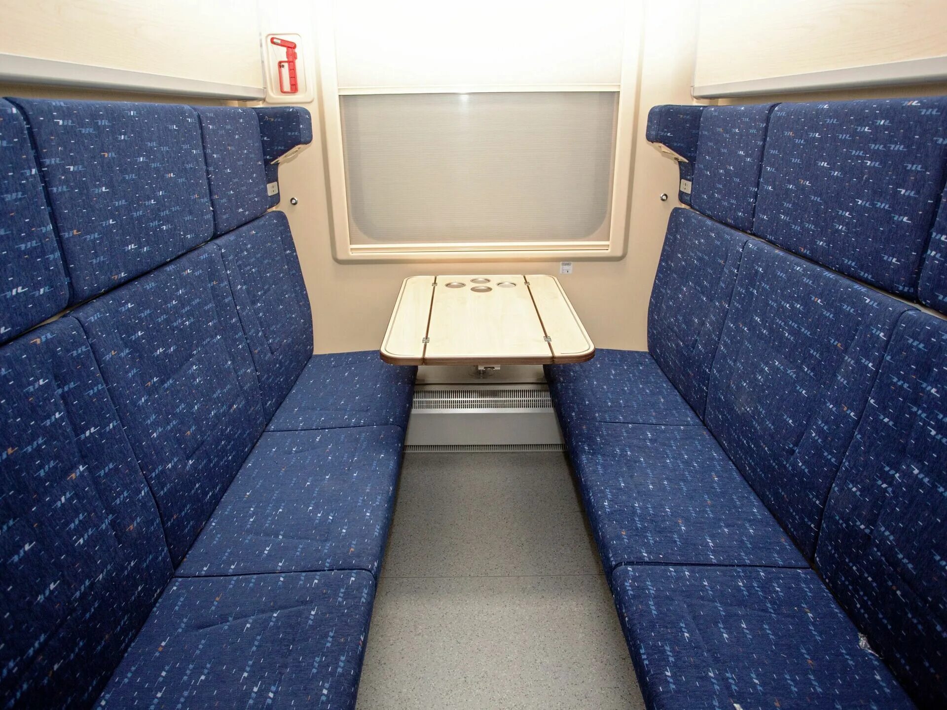 купейный вагон ржд фото. купе поезда ржд 2000. новый купейный вагон ржд. 2т купе фпк. купе 2т ржд.