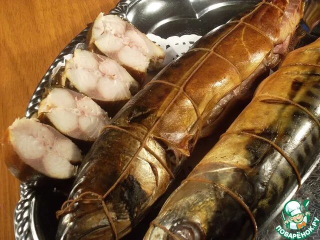 Скумбрия холодного и горячего. Скумбрия горячего копчения. скумбрия холодного копчения. скумбрия холодного копчения и горячего копчения. скумбрия горячего копчения в разрезе.