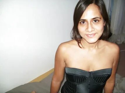 latina, brunette, Amateur, posing.