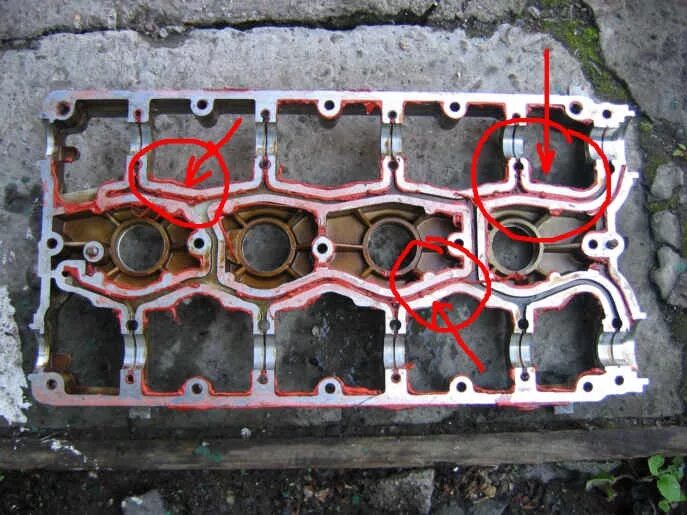 Герметик гбц ваз. Герметик ГБЦ ВАЗ 2112. Масляные каналы в ГБЦ ВАЗ 2112. ГБЦ ВАЗ 16 клапанов. Герметик для ГБЦ 16 клапанов Приора.