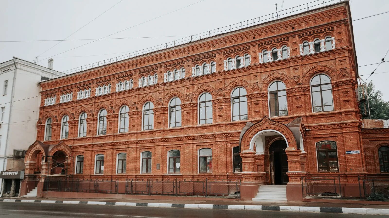 Мининский в новгороде. Мининский университет нижний новгород. мининский университет нижний новгород корпуса. 4 корпус мининского университета нижний новгород. корпуса мининского университета нижний новгород.