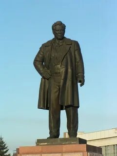 Памятники красноярск