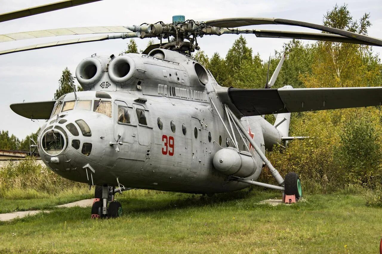 М ми 0. Ми-6 вертолёт. Ми-6 вертолёт грузоподъемность. Транспортный вертолет ми6. Ми6 вертолет десантный.