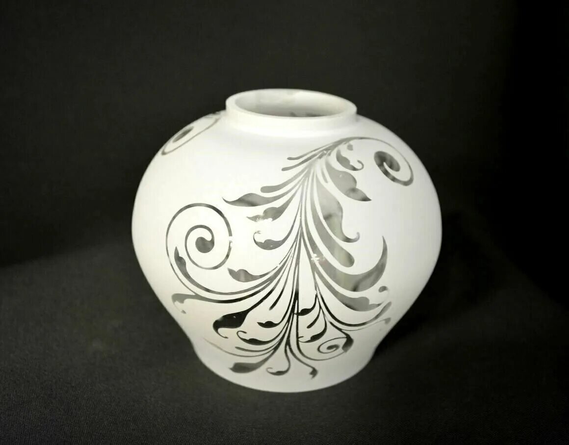 плафон ладера нина гласс. плафон копыто белый е14 элетех. плафон "полушар" краш, "азазель" белый е27 (гс-527) (8 шт). люстра со стеклянными плафонами. 90799143плафон завод элетех 1070908529 е27 стеклянный цвет белый.