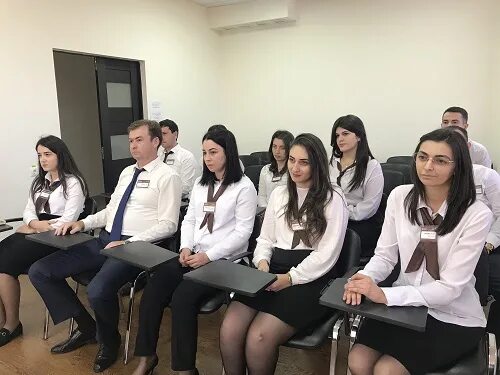 Республиканское мфц ингушетия. Мфц магас. Режим работы мфц. Мфц назрань ингушетия. Работники мфц ингушетии.