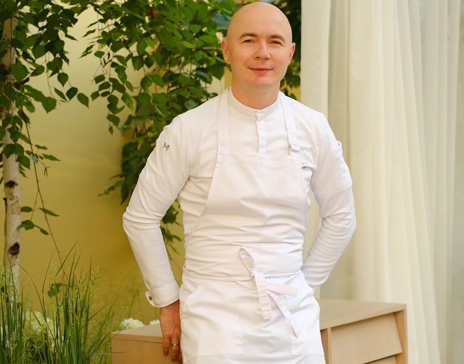 Artest chefs ресторан. Шеф-повар артем естафьев. аркадий новиков шеф повар. artest chef’s table шеф повар артем естафьев. евгений шеф повар ресторан аркадия новикова.