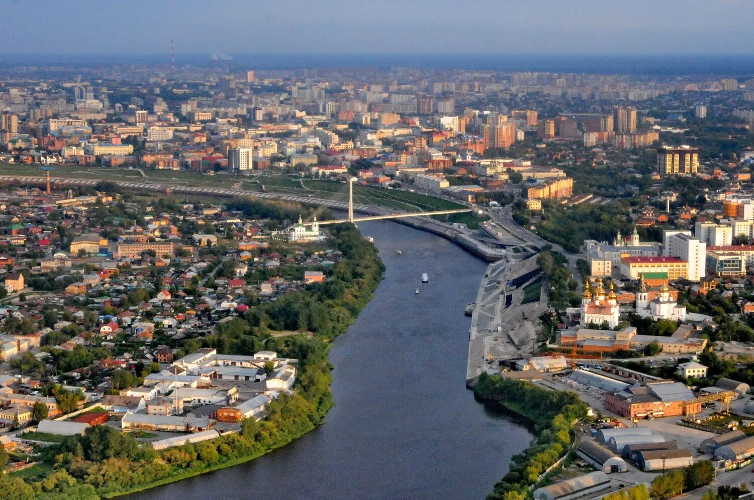 Тюмень фото. Современная Тюмень. Столица Тюменской области. Тюмень центр города. Вид Тюмени с высоты птичьего полета.