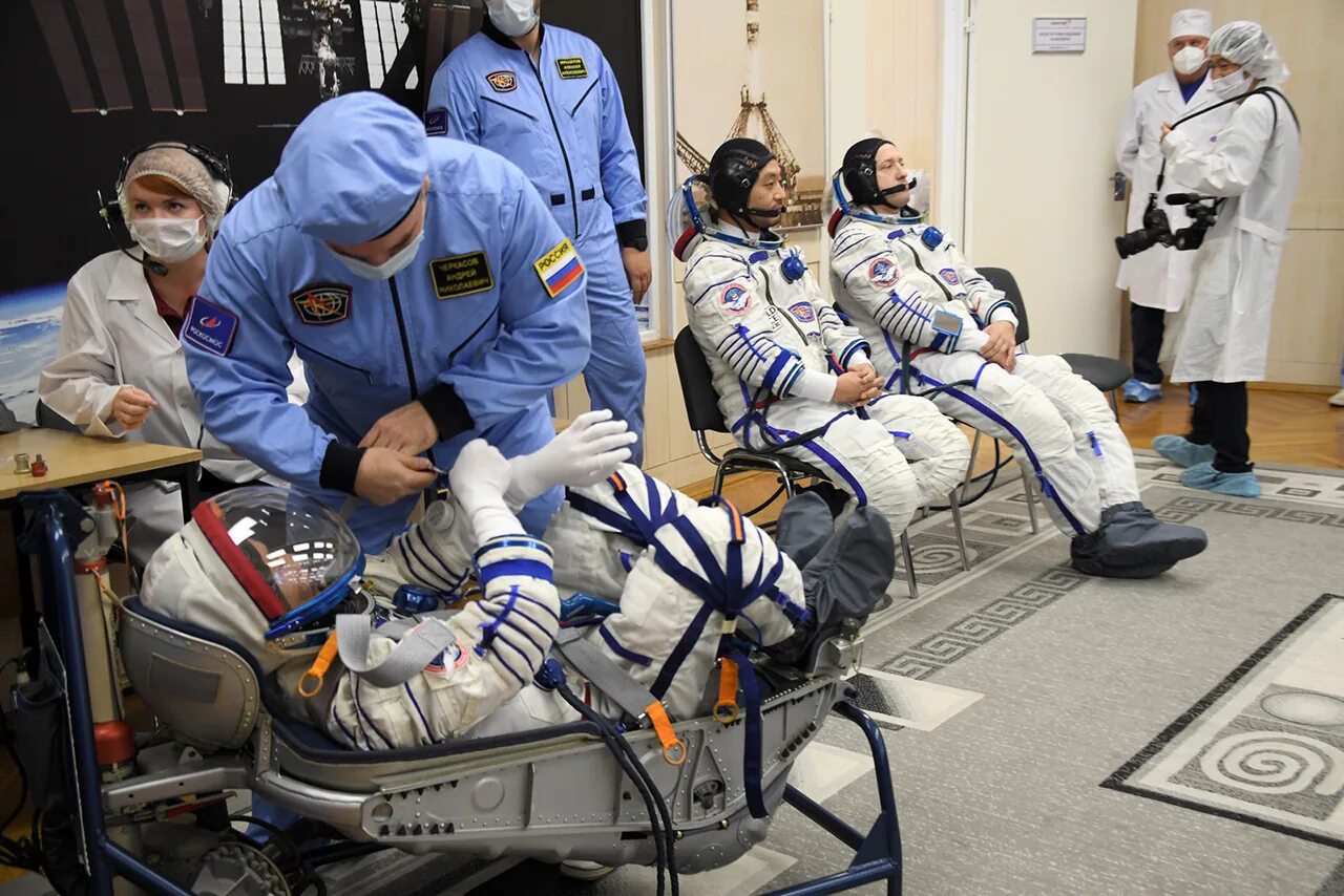 Космотра. Союз мс-21 экипаж. Встреча байконурцев в москве в 2019 году. Машков экипаж. Экипаж союз мс-02.