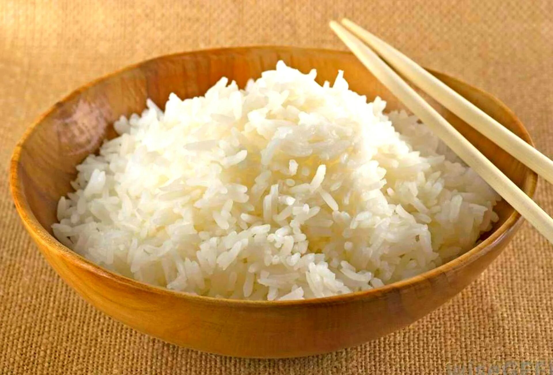 Рисовая каша рассыпчатая. Готовить рис. Some rice. Some rice. Рис.