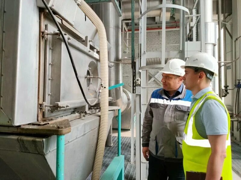 Современный завод. Роспэт сенеж. Генеральный директор ооо полимер. Завод сенеж солнечногорск. Завод сенеж солнечногорск.