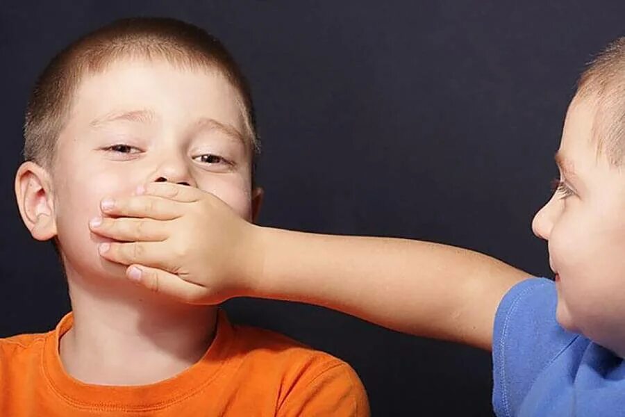 Малой как матюкнуться при родителях