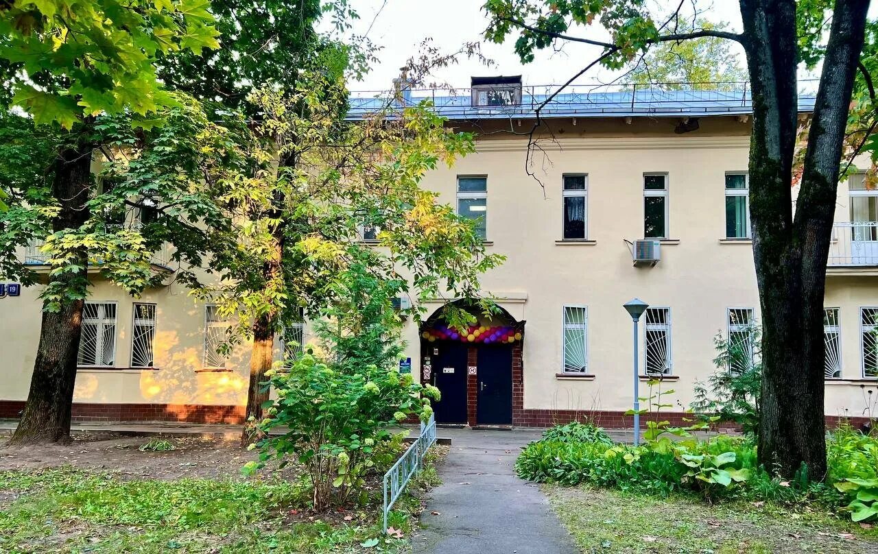 Детский сад №133 калининград фото. Детский сад менжинского. Детский сад школа 281. Детский сад супонево брянск золотой петушок. Детский сад менжинского.