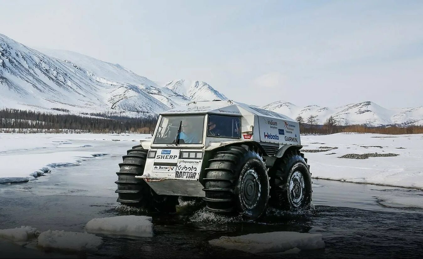 Снегоболотоход газ 34039-22. Вездеход тайфун кабина. Вездеход мурманск. Охотец габариты. Вездеход тайфун салон.