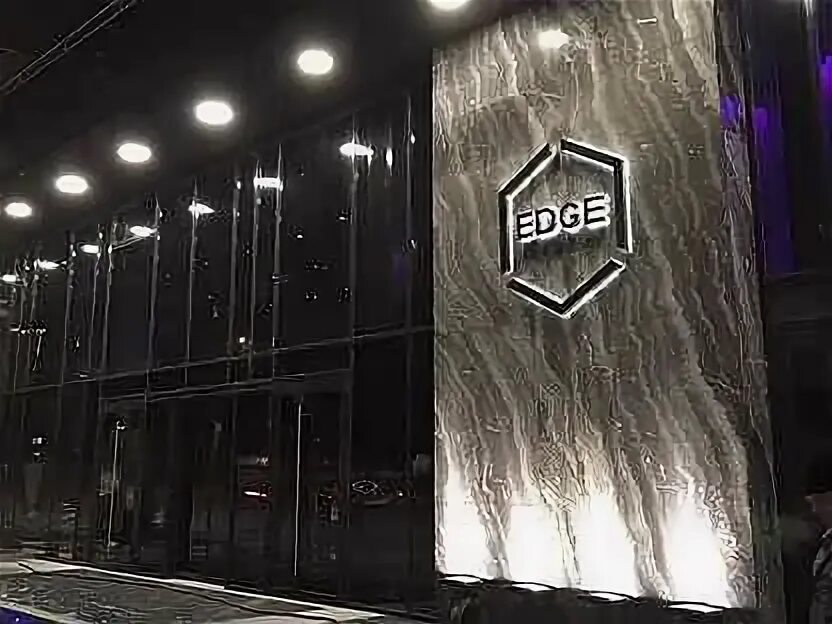 Зал edge новосибирск. Edge premium fitness club. Edge premium fitness. Эйдж новосибирск. Edge premium fitness клуб.