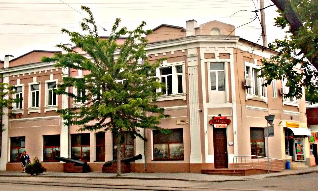 Евпатория. Музей истории крымской. Исторический музей крымская война. Музей пираты черного моря евпатория. Музей истории балаклавы, севастополь.