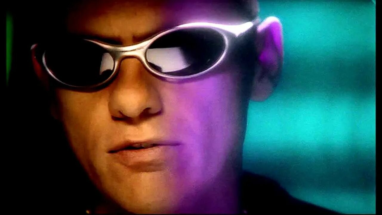 Pet shop boys Paninaro. Paninaro 95. Pet shop boys Paninaro 95. Солист группы пет шоп бойс.