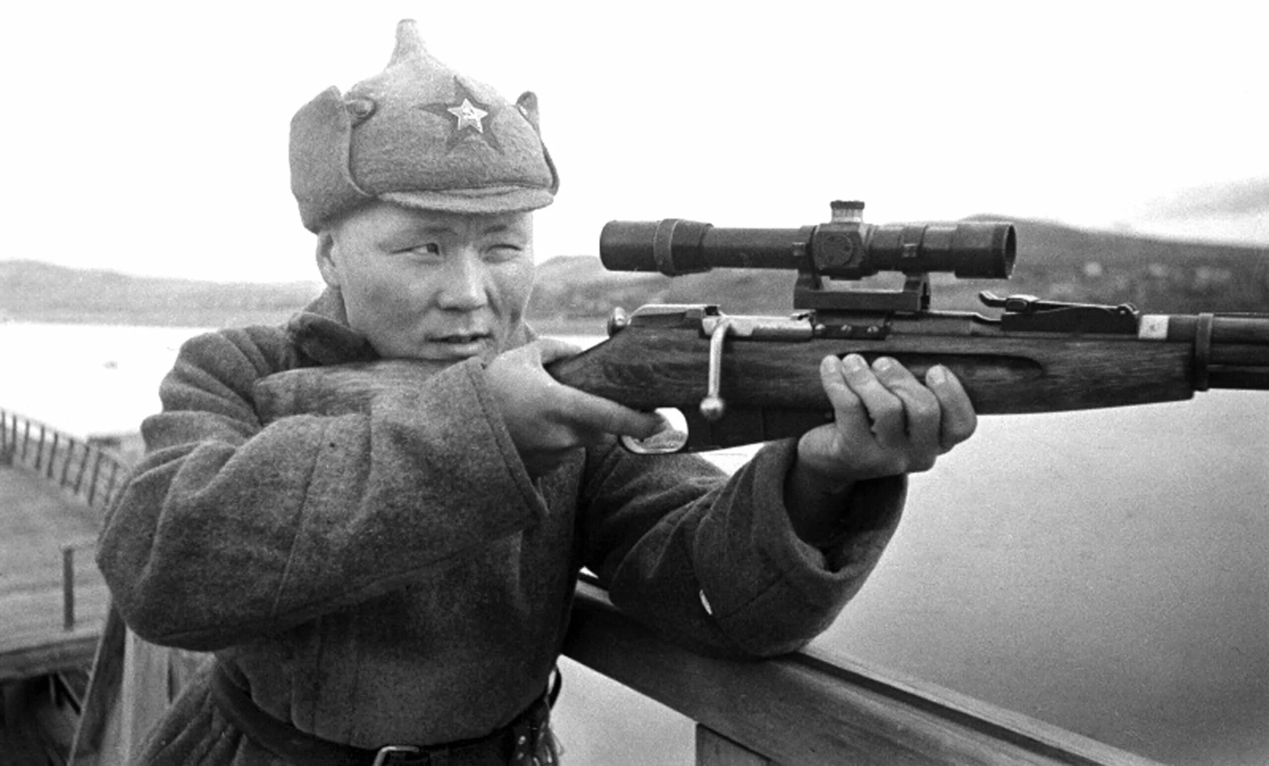 Почему снайпер. Винтовка мосина снайперская советская. винтовка мосина 1941. винтовка мосина снайперская 1941. винтовка мосина вов.