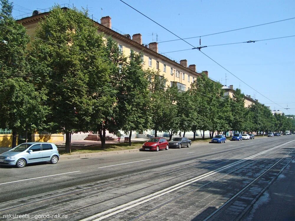 Новосибирск ул б хмельницкого. Ул.Дуси Ковальчук 394.