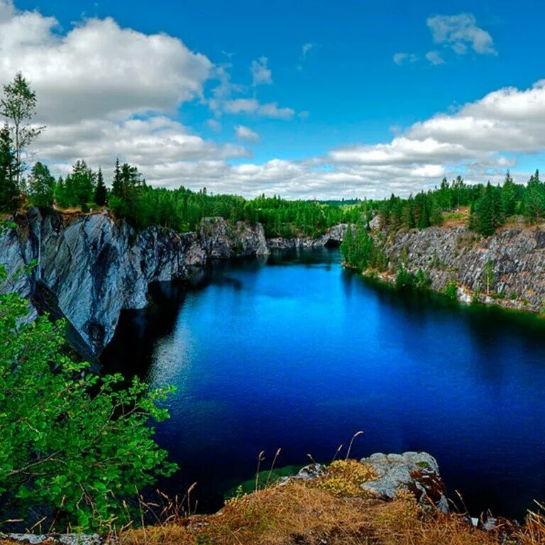 Сортавала места. Карелия каньон Рускеала. Парк Рускеала в Карелии. Горный парк Рускеала мраморный каньон. Сортавала – горный парк «Рускеала» – Сортавала..