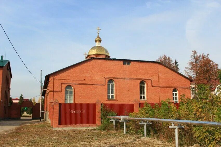 Самарская область п сергиевский. Сергиевск храм Сергия Радонежского. Самарская область, Сергиевский район, с. Сергиевск,. Церковь в Сергиевске Самарской области. Храм Сергия Радонежского Боровка Сергеевский район.