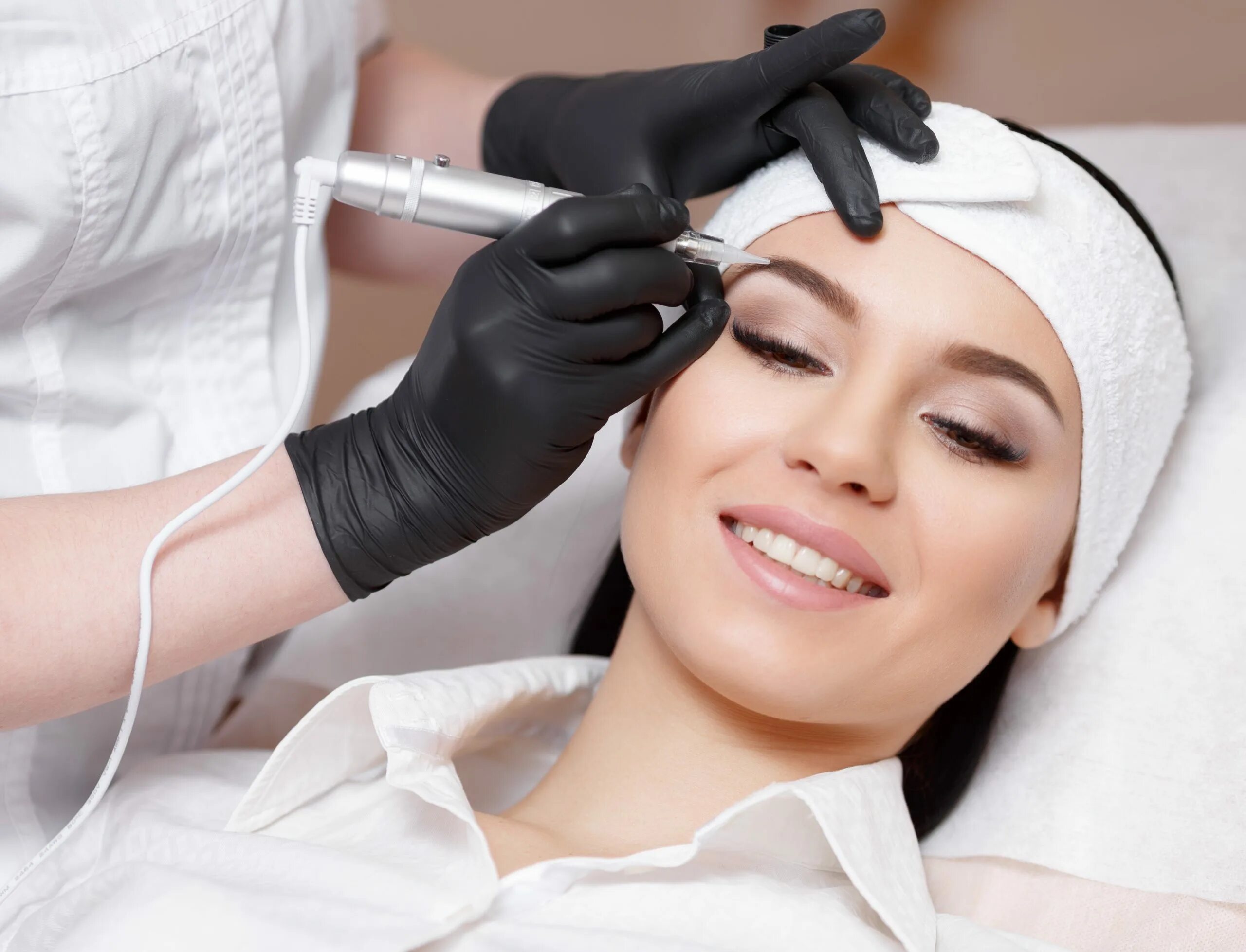 работаю мастером перманентного макияжа. работаю мастером перманентного макияжа. перманентный макияж. работаю мастером перманентного макияжа. перманентный макияж процесс.