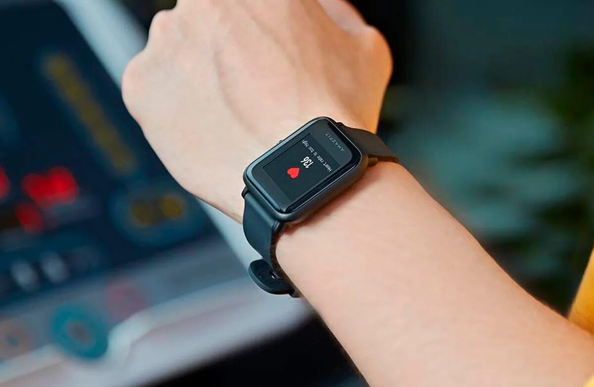 Часы amazfit u pro. Смарт-часы Xiaomi Amazfit. Смарт-часы Amazfit Bip 3. Умные часы Xiaomi Amazfit Bip. Смарт-часы Amazfit Bip u Black.