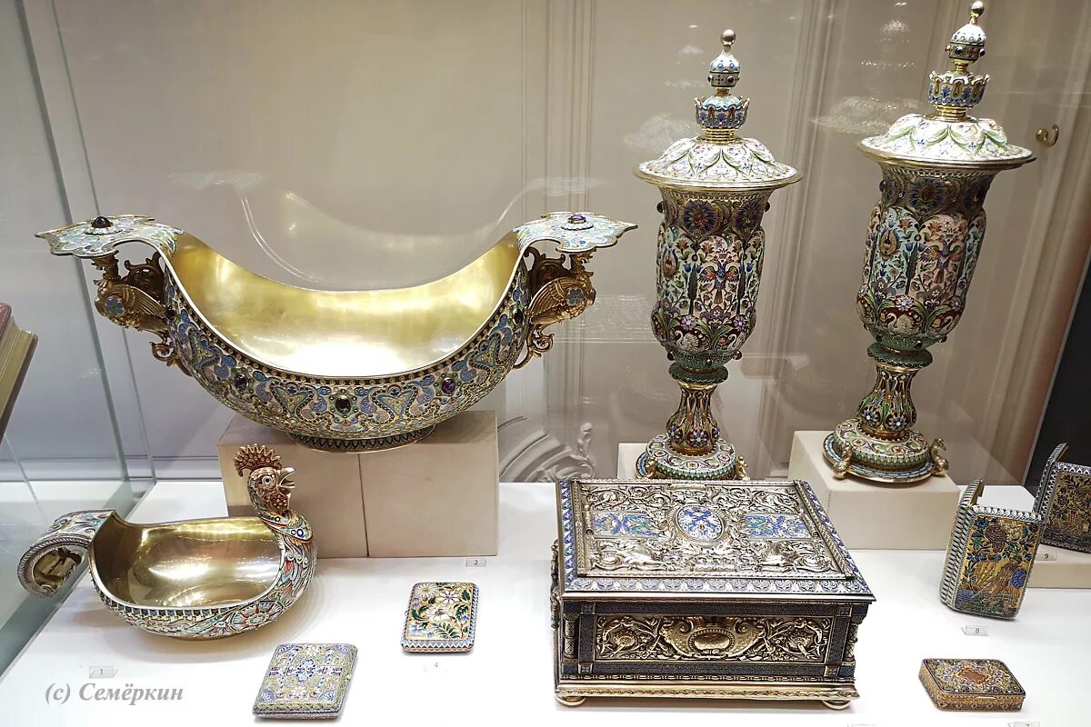 магазин карла фаберже в санкт-петербурге. золотая гостиная музей фаберже. фото рыцарского зала в музее фаберже спб. музей фаберже в санкт-петербурге. фабрика фаберже в санкт-петербурге.