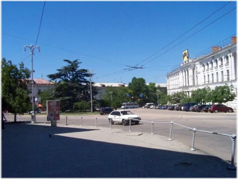 Площадь лазарева. Площадь Лазарева Севастополь. Центр Севастополя площадь Лазарева. Пло́щадь Ла́зарева в Севастополе. Сквер Лазарева Севастополь.