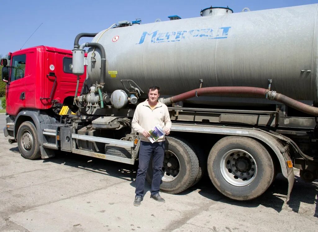 Пищевая автоцистерна машина. В цистерне машины находится. Евротанк бензовоз. Камаз 56 274 цистерна. Вологодские полуприцепы.