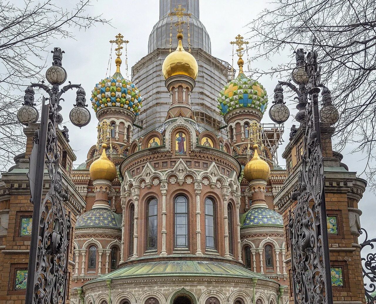 Спас на крови какой стиль. Храм Спаса-на-крови Санкт-Петербург. Храм Воскресения Христова в Петербурге (спас-на-крови). Петербург храм Спаса на крови.