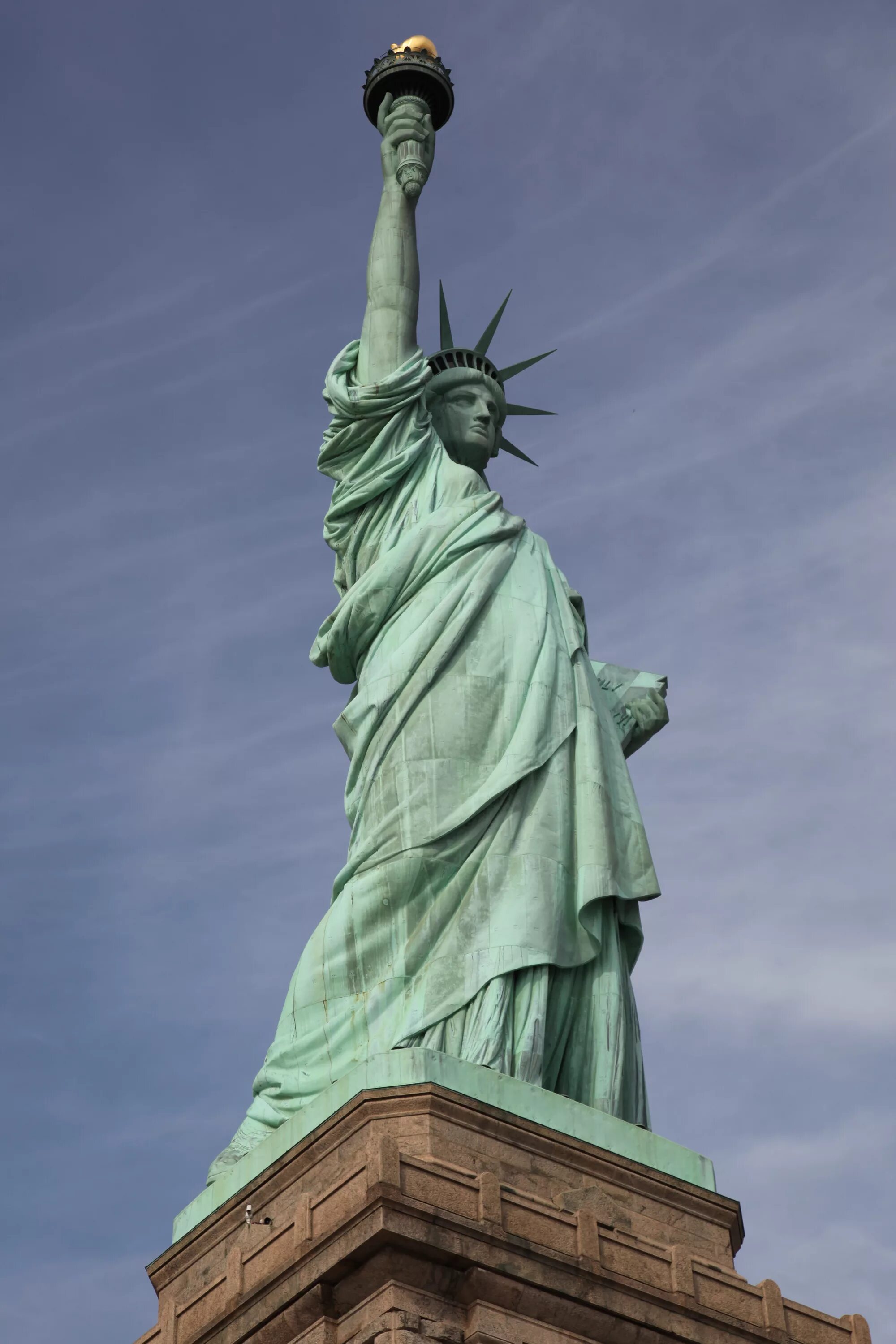Фото статуя. Статуя свободы Нью-Йорк. Нью Йорк с атуя свободы. Ньюойрк статуя свободы. Статуя Либерти.